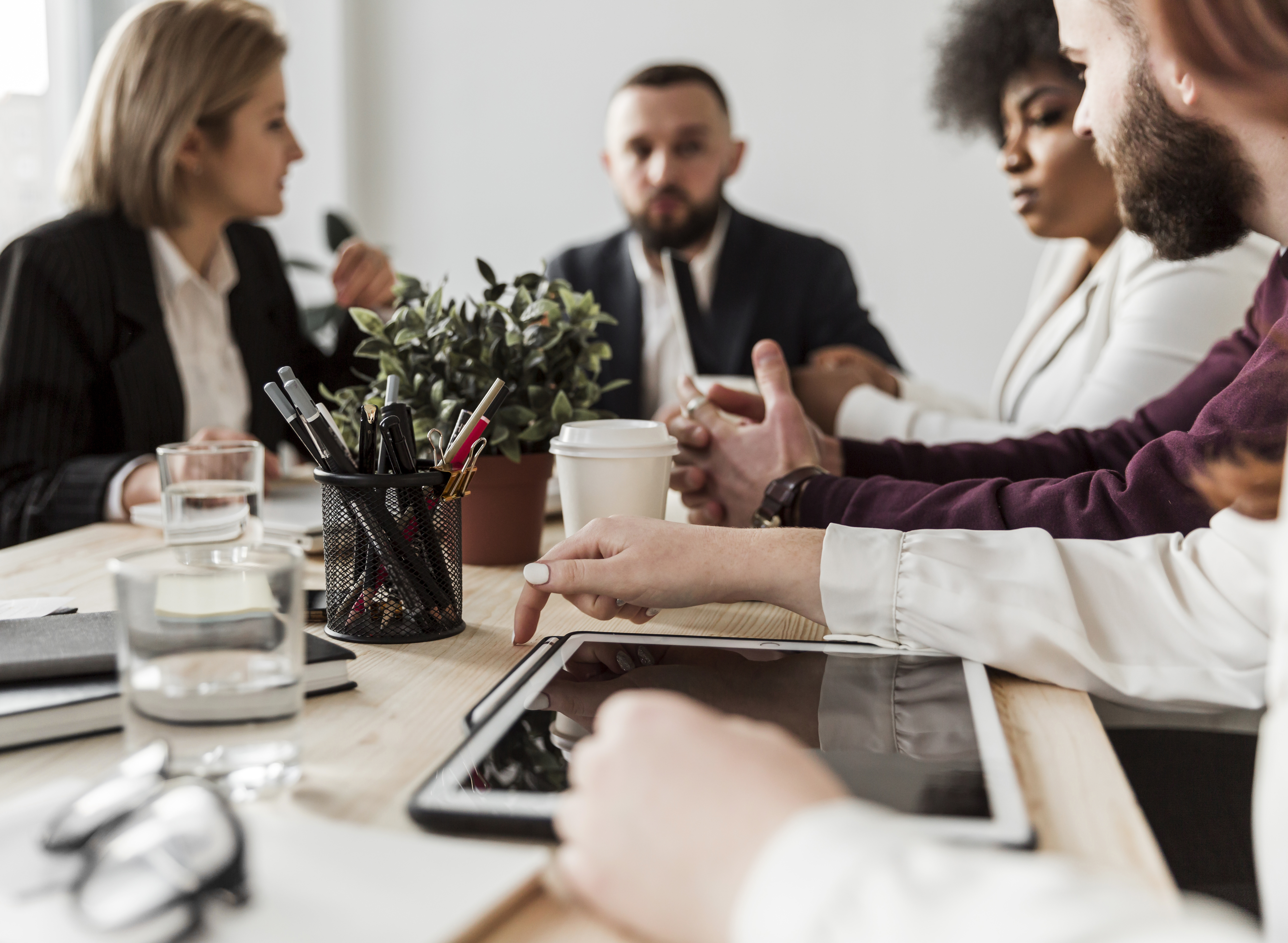 Comment créer une startup et bien s'entourer : trouver le bon associé